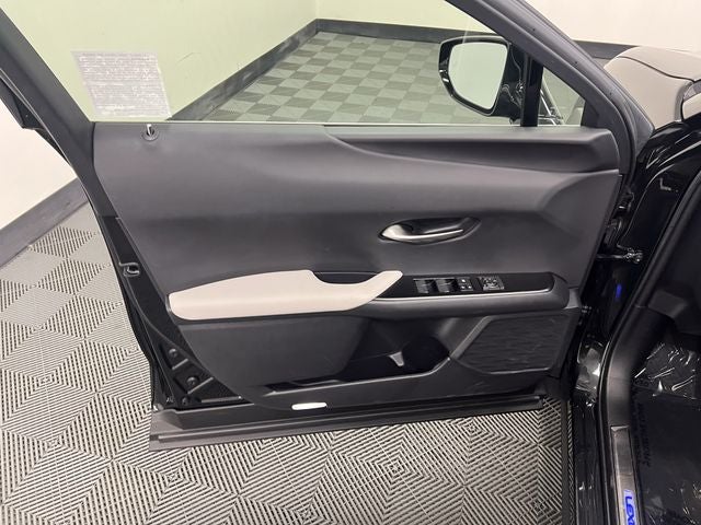 2023 Lexus UX 250h
