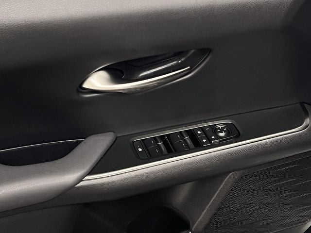 2025 Lexus UX 300h
