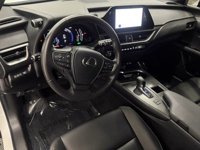 2025 Lexus UX 300h