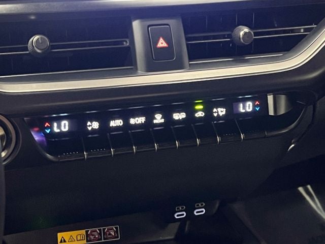 2025 Lexus UX 300h