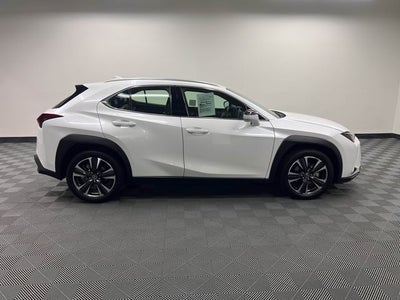 2025 Lexus UX 300h