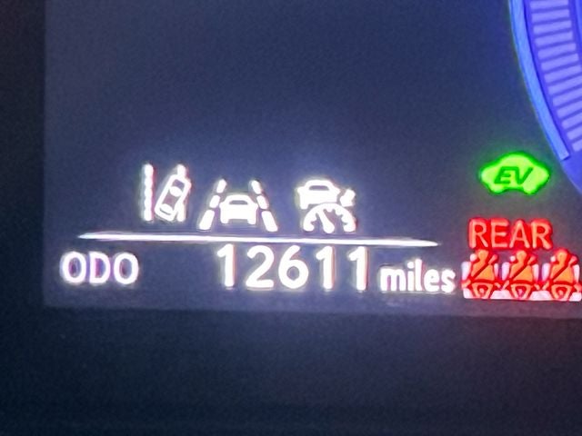 2025 Lexus UX 300h