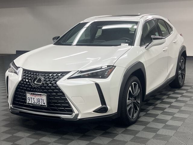 2025 Lexus UX 300h