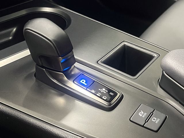 2025 Lexus UX 300h