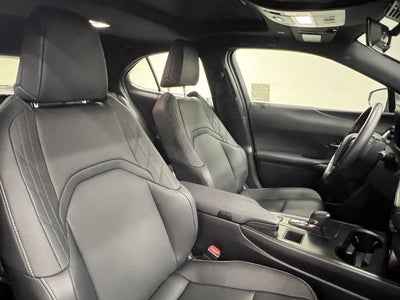 2025 Lexus UX 300h