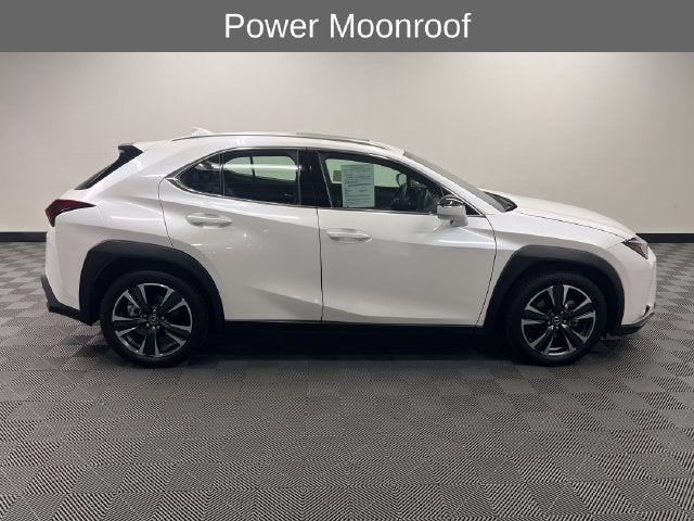2025 Lexus UX 300h