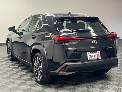 2025 Lexus UX 300h