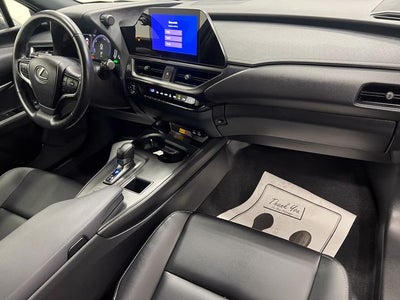2025 Lexus UX 300h