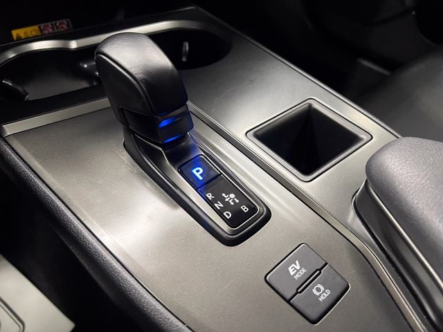 2025 Lexus UX 300h