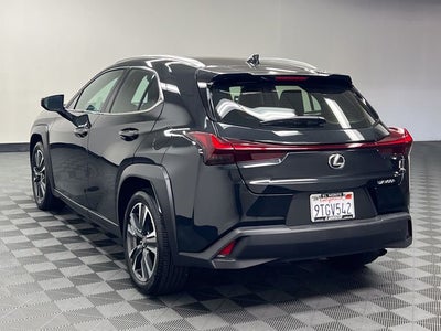2025 Lexus UX 300h