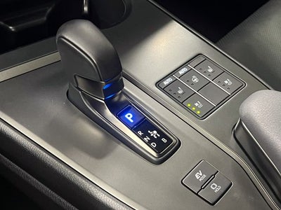 2025 Lexus UX 300h Premium