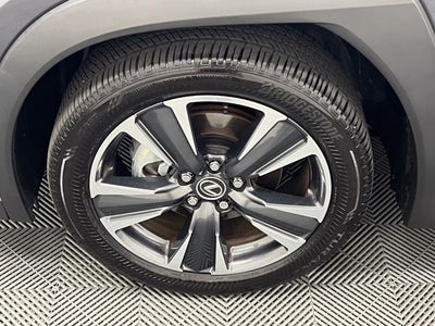 2025 Lexus UX 300h