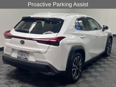 2025 Lexus UX 300h