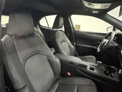 2025 Lexus UX 300h