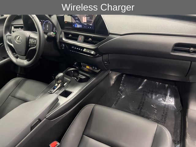 2025 Lexus UX 300h