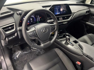 2025 Lexus UX 300h