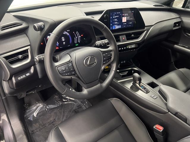 2025 Lexus UX 300h