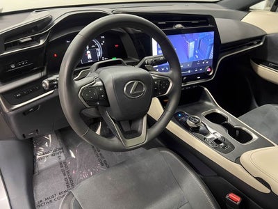 2023 Lexus RZ 450e Luxury