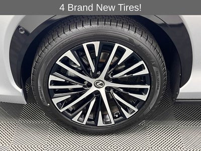 2023 Lexus RZ 450e Luxury