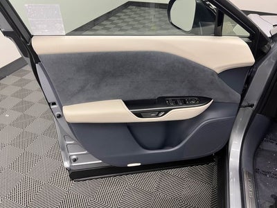 2023 Lexus RZ 450e Luxury