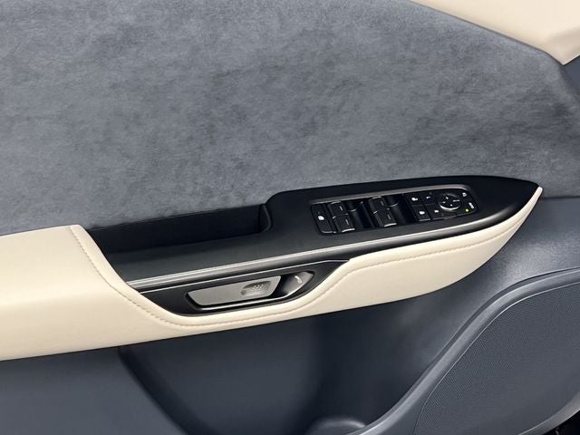 2023 Lexus RZ 450e Luxury