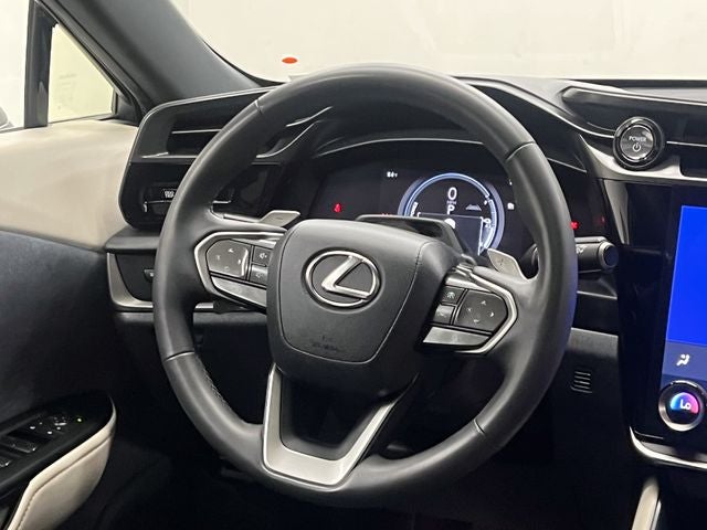 2023 Lexus RZ 450e Luxury