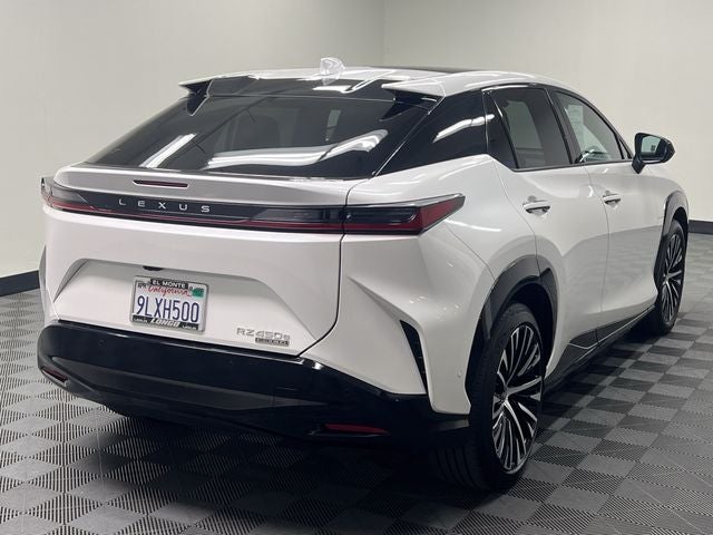 2023 Lexus RZ 450e Luxury
