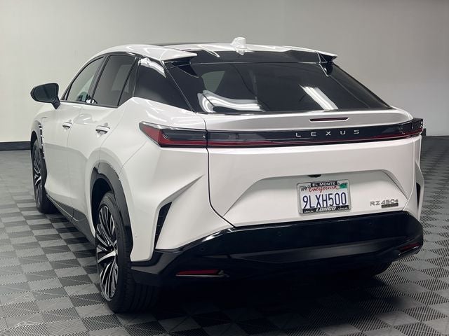 2023 Lexus RZ 450e Luxury