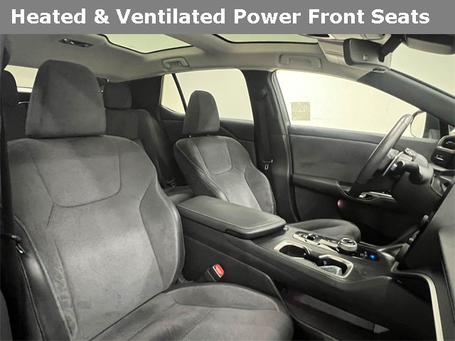 2023 Lexus RZ 450e Luxury