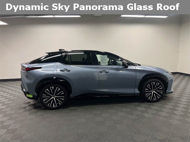 2023 Lexus RZ 450e Luxury