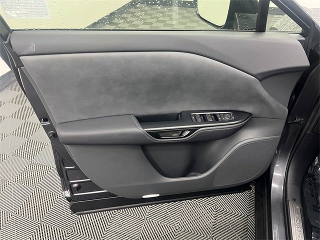 2023 Lexus RZ 450e Premium