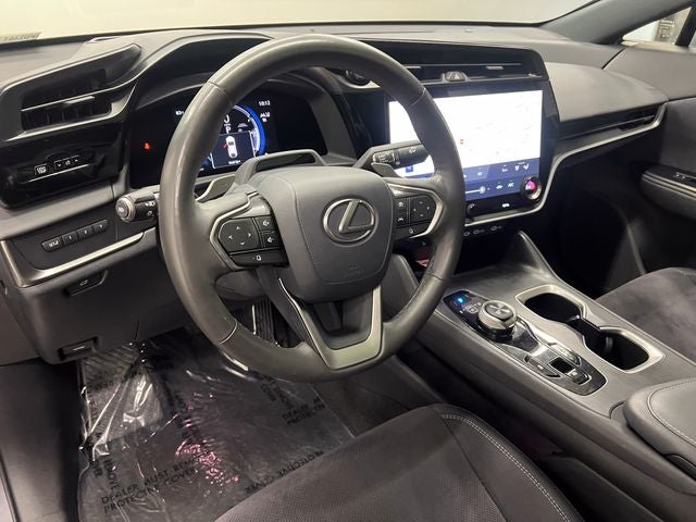 2023 Lexus RZ 450e Luxury