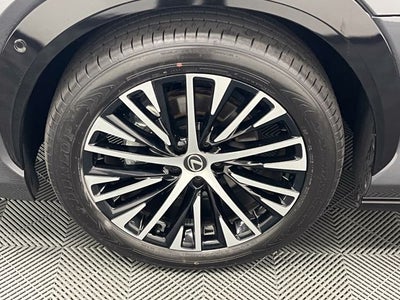 2023 Lexus RZ 450e Luxury