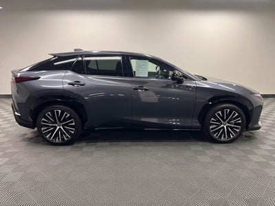 2023 Lexus RZ 450e Luxury
