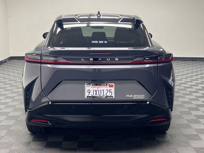 2023 Lexus RZ 450e Luxury
