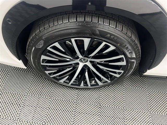 2023 Lexus RZ 450e Premium