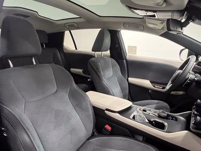2023 Lexus RZ 450e Luxury