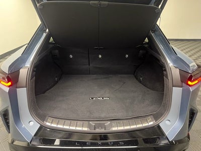 2023 Lexus RZ 450e Luxury
