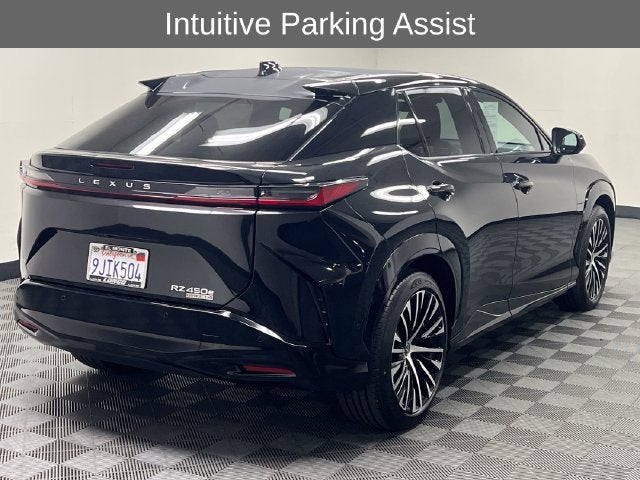2023 Lexus RZ 450e Luxury