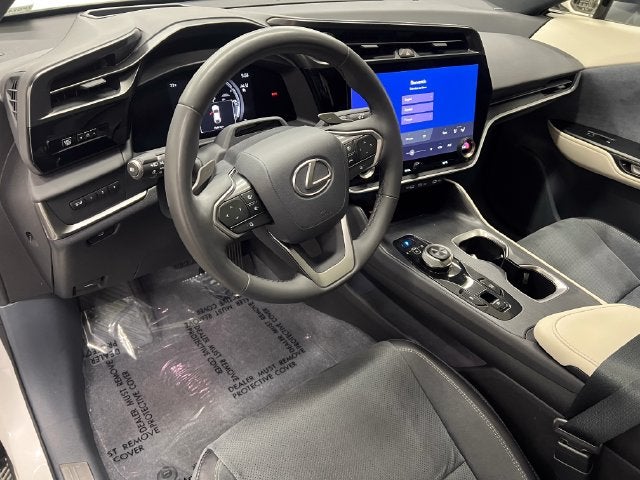 2023 Lexus RZ 450e Luxury