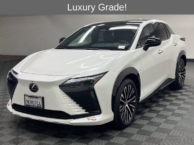 2023 Lexus RZ 450e Luxury