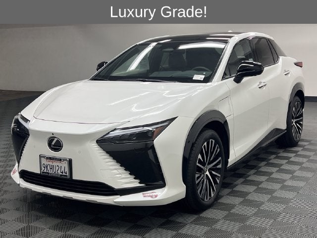 2023 Lexus RZ 450e Luxury