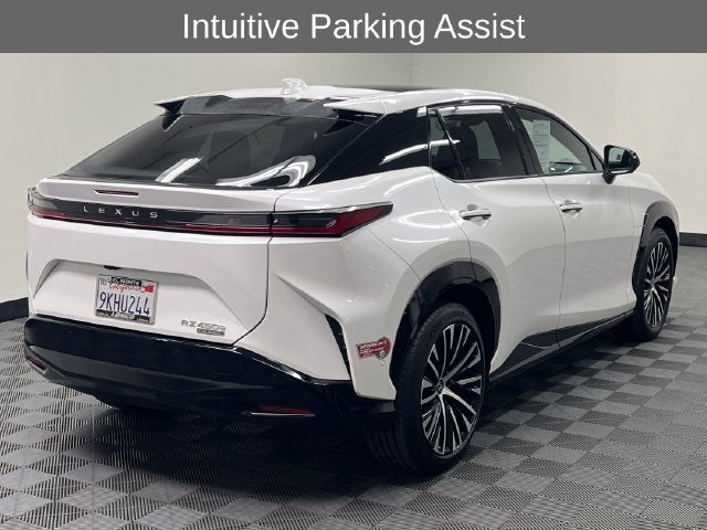 2023 Lexus RZ 450e Luxury