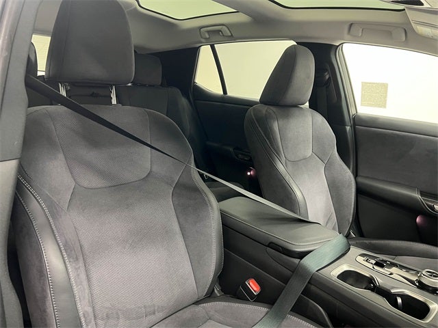 2023 Lexus RZ 450e Luxury