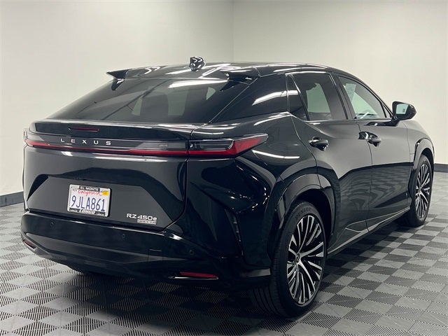 2023 Lexus RZ 450e Luxury