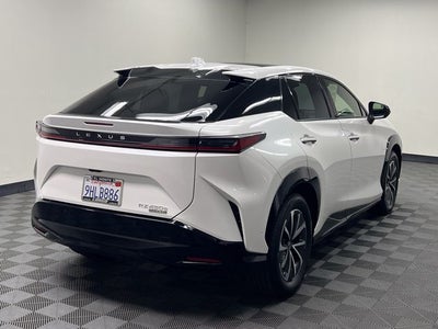 2023 Lexus RZ 450e Premium