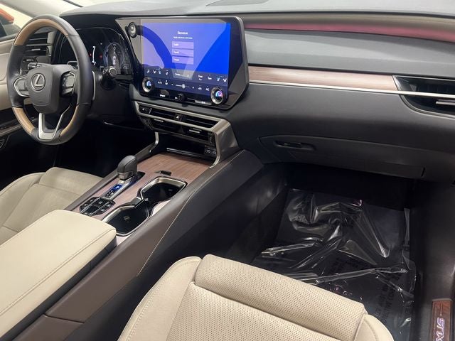 2024 Lexus RX 450h+ Luxury