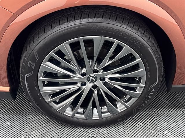 2024 Lexus RX 450h+ Luxury