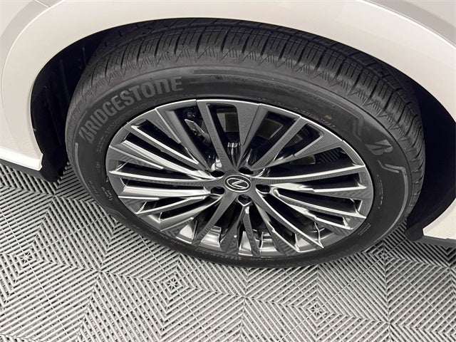 2025 Lexus RX 450h+ Luxury