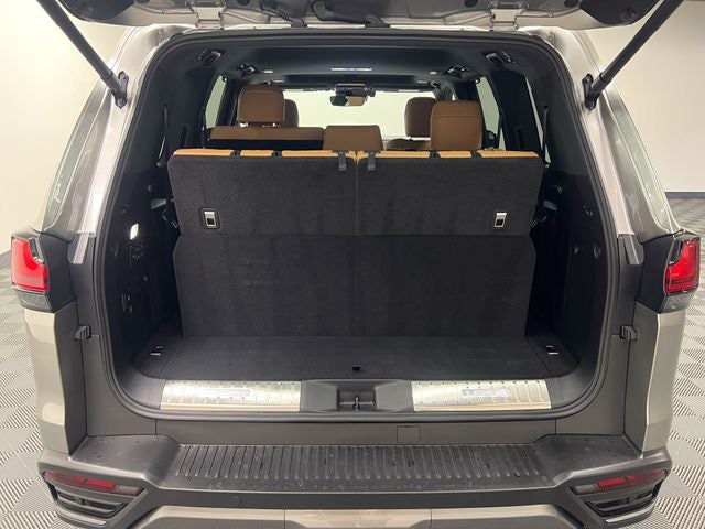 2024 Lexus LX 600 Luxury